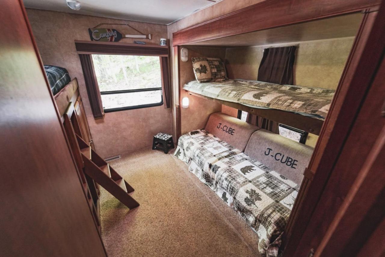 Rv Adventure Roscoe Pet Friendly Otel Dış mekan fotoğraf