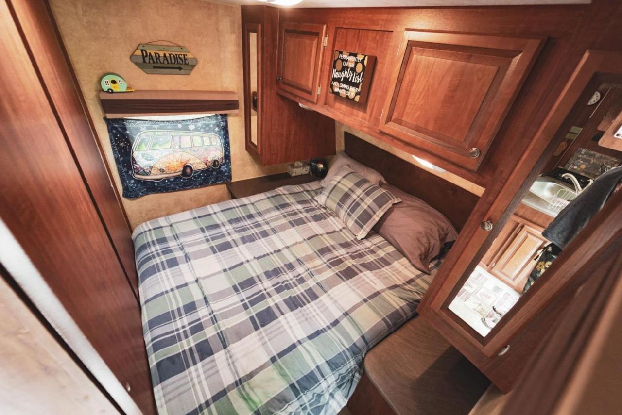 Rv Adventure Roscoe Pet Friendly Otel Dış mekan fotoğraf